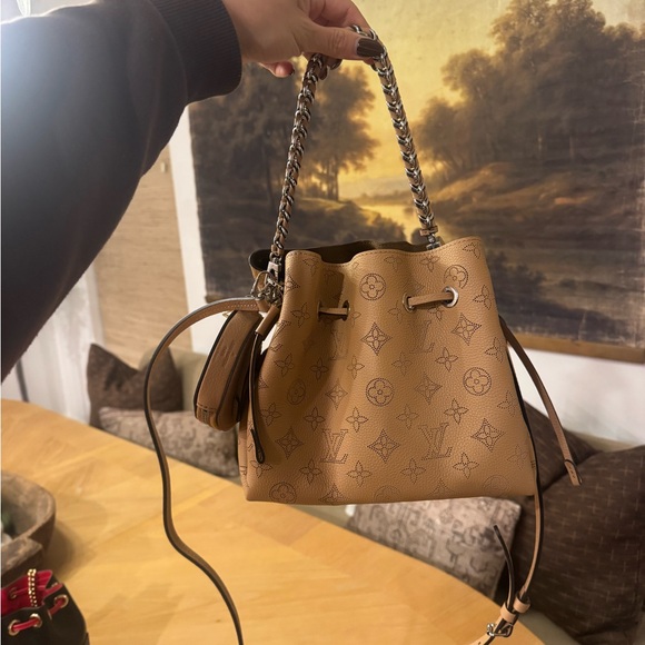 Louis Vuitton Brown Monogram Shoulder Bag - Picture 4 of 8